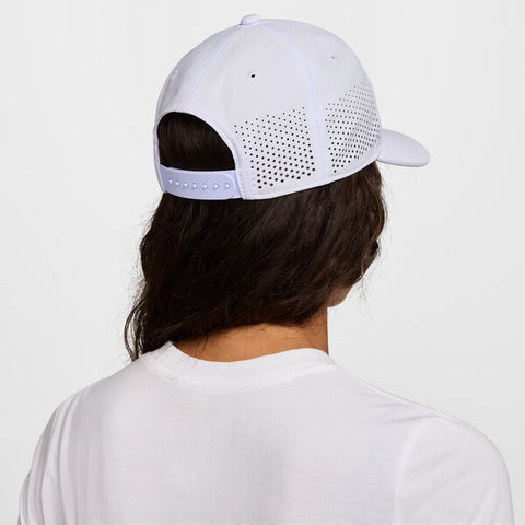 Nike Dri-Fit Advantage Club Swoosh Cap (Amethyst Tint)