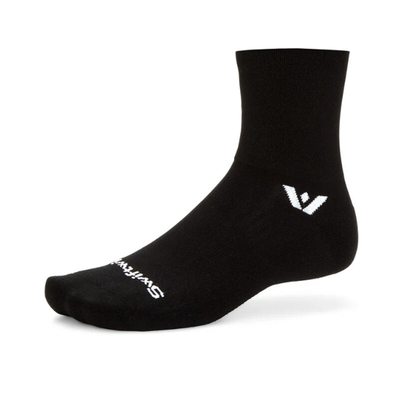 Swiftwick Aspire Quarter Crew High Circuit (Black)