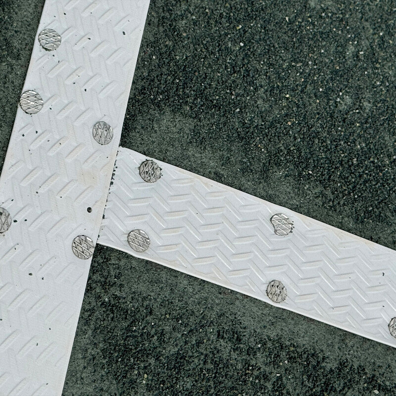 Putterman Herringbone Line Tape